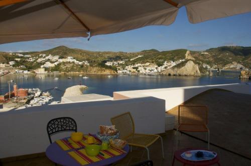 Erkély/terasz, B&B La Terrazza Sul Porto in Ponza Island