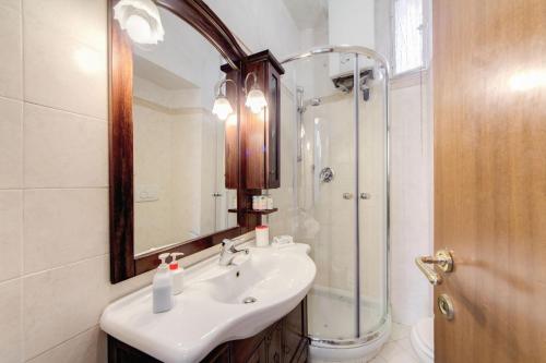Two-Bedroom Apartment - Santa Maria in Monticelli 74 image 9