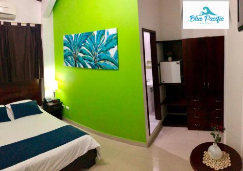 Hostal Blue Pacific