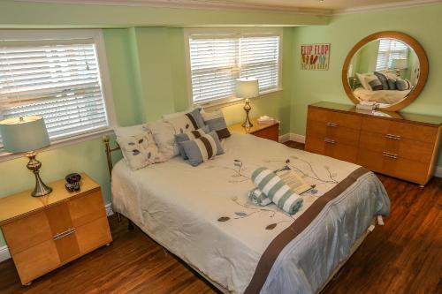 203 Fairweather Villa C - image 4