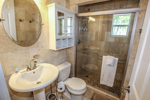 2518 Estero - image 6