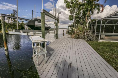 271 Ibis Street - image 8