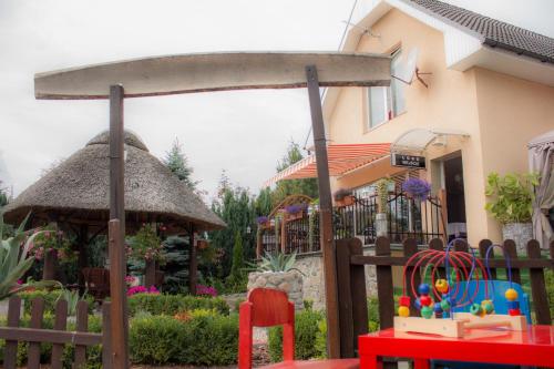 Motelik Lord - image 13