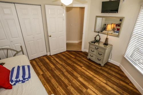 21169 Noddy Tern Drive - image 6