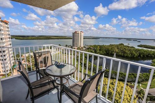 Lovers Key Beach Club 1106 - image 8