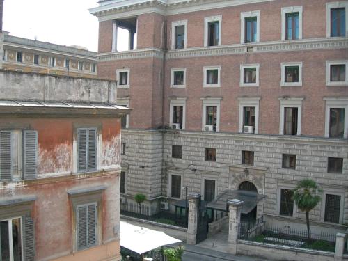 Two-Bedroom Apartment - Santa Maria in Monticelli 74 image 4