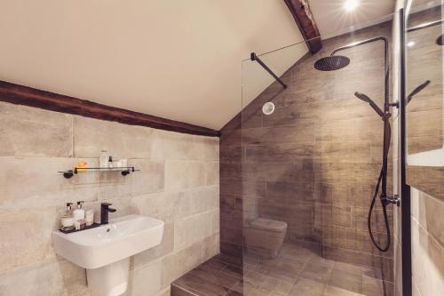 The New Inn - image 3