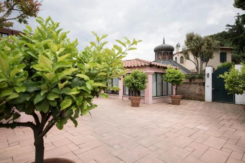 Food and beverages, Mancini Park Hotel in Valleranello