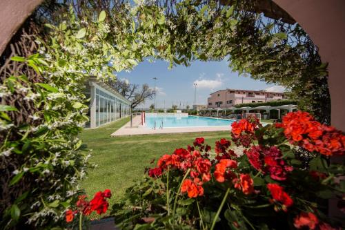 曼西尼公园酒店