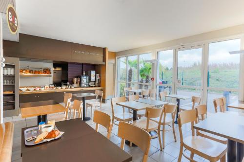 餐饮, B&B HOTEL Valenciennes Marly in 华伦西尼斯