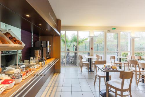 餐饮, B&B HOTEL Valenciennes Marly in 华伦西尼斯