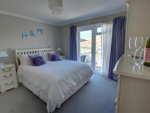 Holiday Home Rhubarb, Holywell Bay, Cornwall