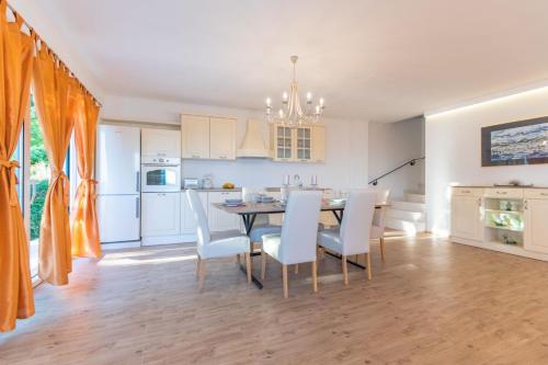 Villa Gabriel a luxury villa in Makarska, wellness oasis