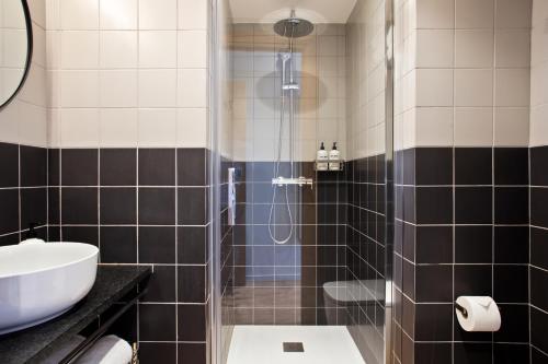 Hotel Brick Barcelona - image 4