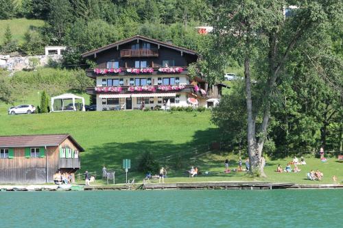  Ticklhof am See, Pension in Thiersee