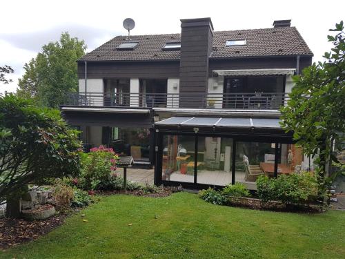 Ferienwohnung mit eigenem Pool und finnischer Sauna in Witten
