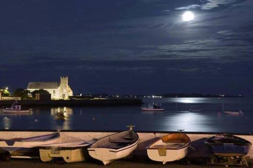 A környék, No 12 B&B in Ballinalira