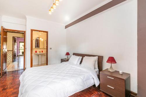  Aroeira I - Geoff Apartment - South Coast Lisbon in Charneca