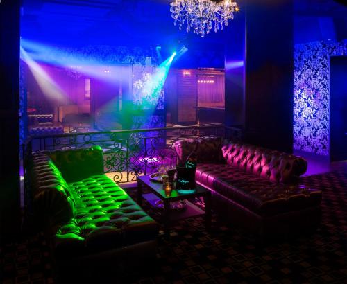 Nightclub, Quality Inn & Suites in Vancouver (BC)
