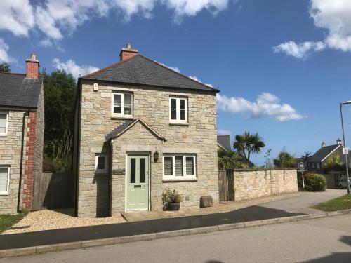 Starfish Cottage- private beach access- dog friendly gîte à louer St Austell Community Hospital