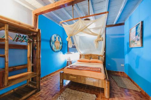 Hosteria Balsa Surf Camp