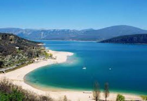 un petit coin de paradis gîte à louer Bois de Pélenq