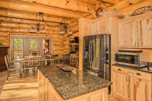 Laurel Creek Hideaway in Gatlinburg, USA