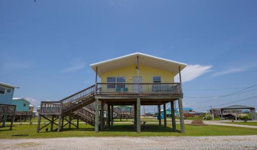 Blue Dolphin Inn and Cottages