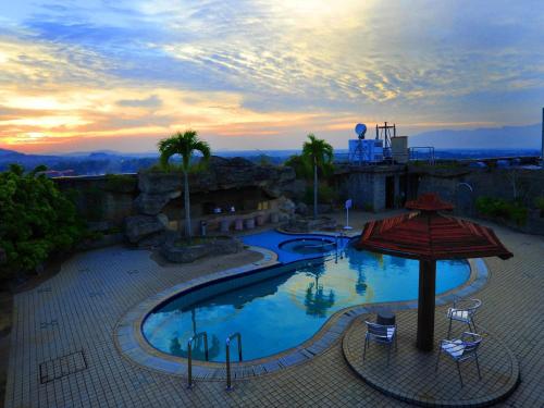 Swimming pool, Emerald Puteri Hotel in Sungai Petani