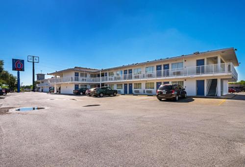 Motel 6-Corpus Christi, TX - Northwest