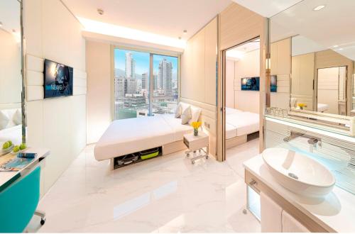 room detail thumbnail 0