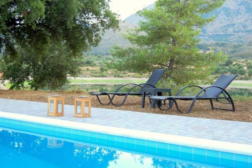  Blue Lagoon Villa in Póros