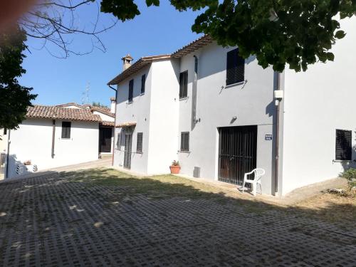 Case in campagna con piscina a Todi, Todi (photo 6)