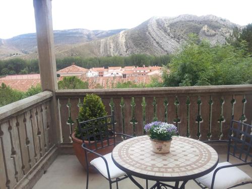 Balkons/terase, Hotel La Parra in Aliaga