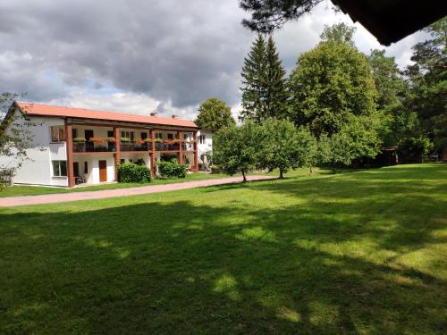 Apartamenty wakacyjne nad jeziorem Juksty - Hotel - Mrągowo