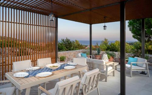 Villa Moderna Family Friendly - main image