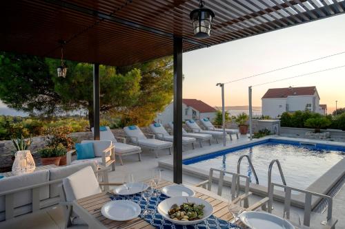 Villa Moderna Family Friendly - image 10