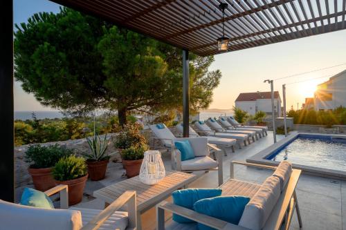 Villa Moderna Family Friendly - image 5