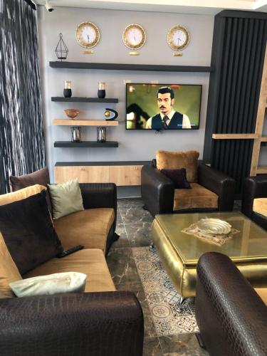Orange Airport Hotel - image 3