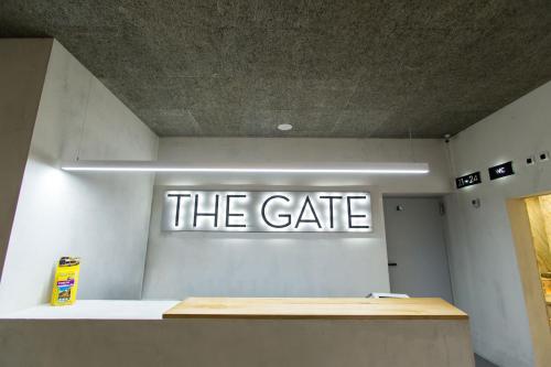 The Gate - image 9
