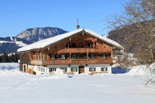 Ferienhaus Hinterebenhub, Pension in Hopfgarten im Brixental