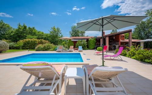  Hacienda RoseMary in Muntić