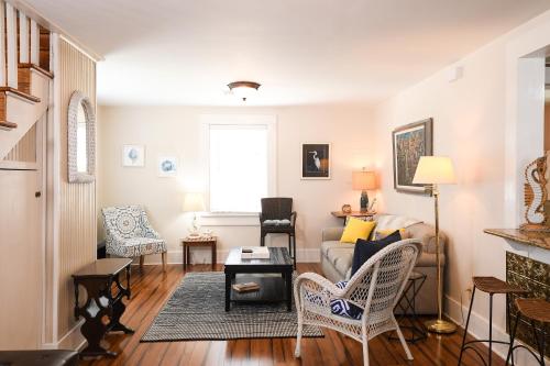New Listing! Only 2 blocks to the beach, updated two-story home on East End! - Catch a Wave