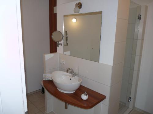 Garni - Hotel Unsere Stadtvilla - image 5