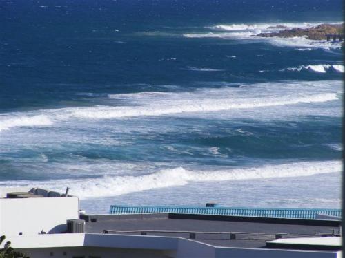 Beach, Uvongo Lucian Blue Flag Beach Apartment in Margate