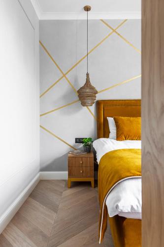 King Sobieski Apartments by OneApartments - image 3
