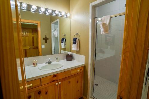 368 Settlers Dr