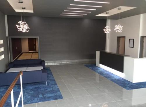 Spacious & Modern City Centre 2 Bedroom Apartment