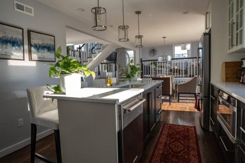 Modern Luxury Family Getaway Near Beach Casinos in 威尼斯公園