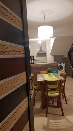CHARMING DUPLEX in Barrio Alto Padilla